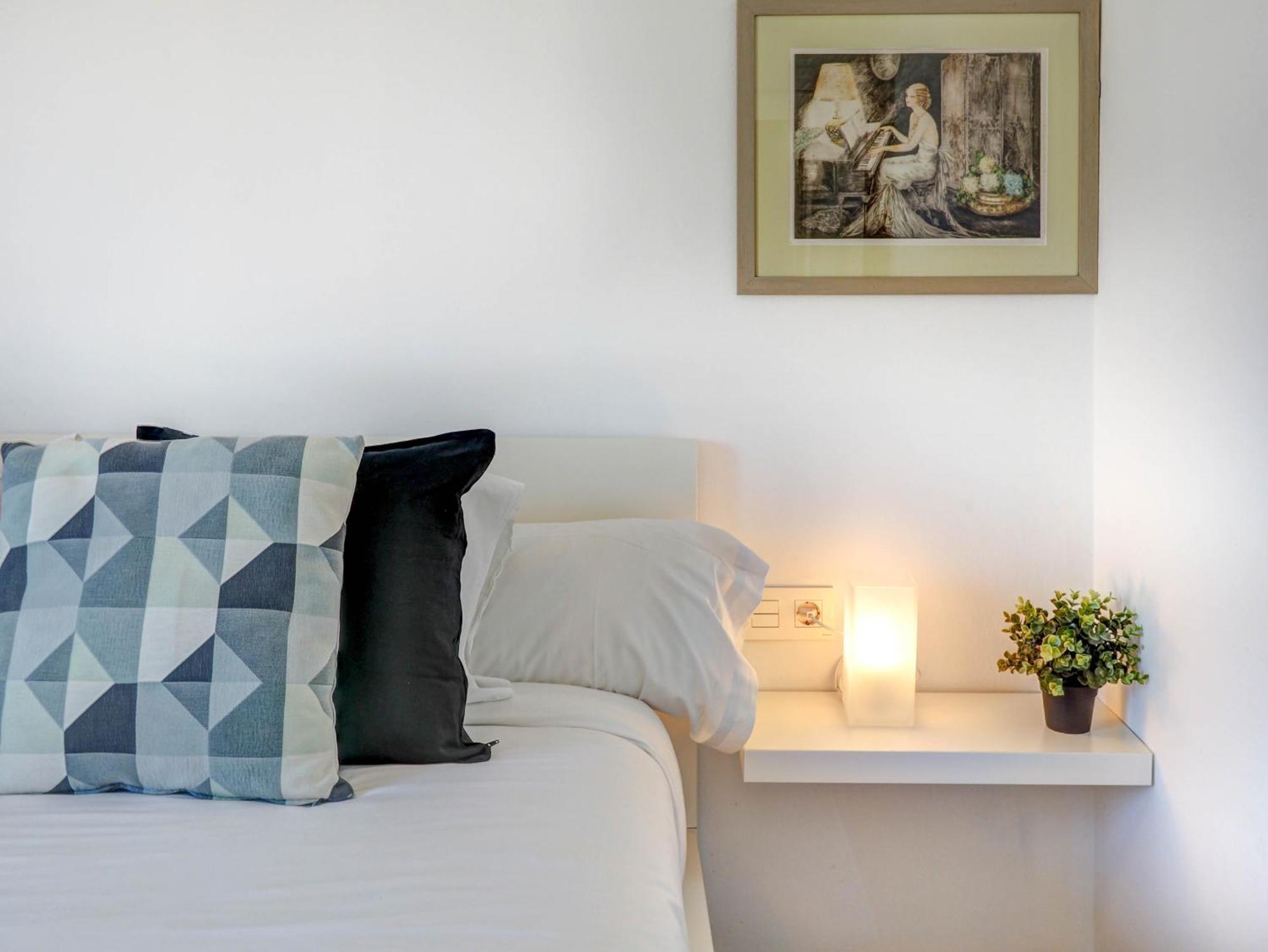 Balmins White By Hello Homes Sitges Eksteriør billede